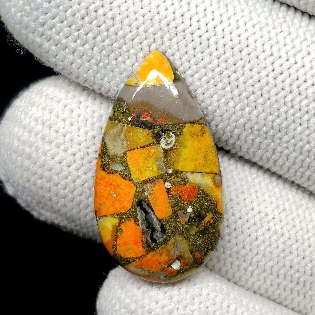 17 ct Composite Copper Bumble Bee Jasper (1 of 1)