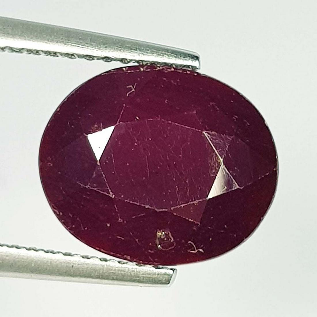 5.85 Ct  Natural Ruby Oval Cut (1 of 4)