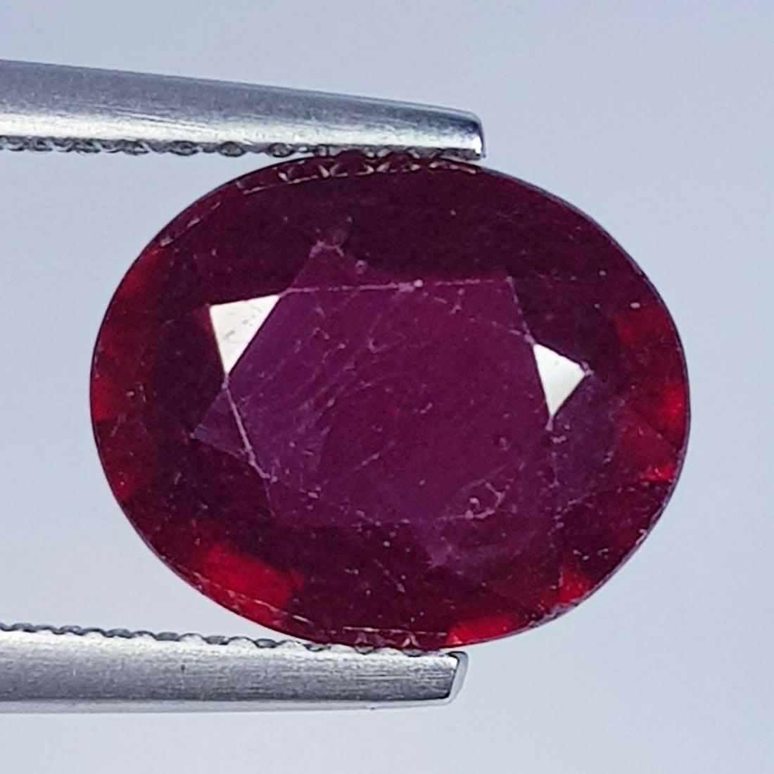 4.36 Ct  Natural Ruby Oval Cut (1 of 5)