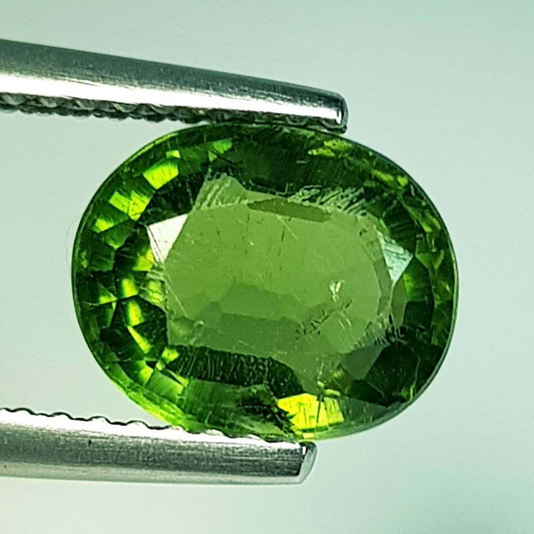 2.35 ct Natural Green Apatite (1 of 5)