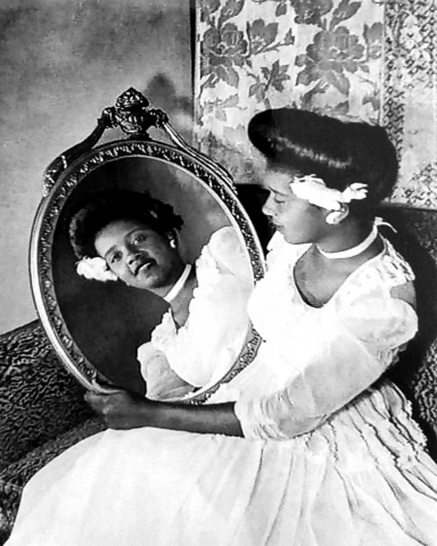 THE LOOKING GLASS (1 of 1)