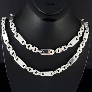 925 Sterling Silver - Necklace: Necklace Gender : Men Material : 925 Sterling Silver TotaL Weight :54,79 gr Lenght :67,3 cm Width :6,05 mm Condition : New / Unused Item no:A315A -- SHIPMENT -- Items will be shipped with