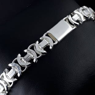 925 Sterling Silver - Bracelet: Bracelet Gender : Men Material : 925 Sterling Silver TotaL Weight :35,17 gr Lenght :26 cm Width :9,45 mm Condition : New / Unused Item no:A327A -- SHIPMENT -- Items will be shipped with