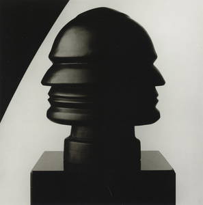 ROBERT MAPPLETHORPE - Continuous Profile Of Mussolini