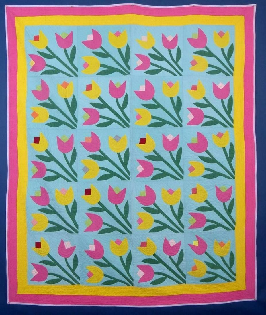 Unusual Antique "Tulip" Quilt, c. 1930-40 (1 of 7)