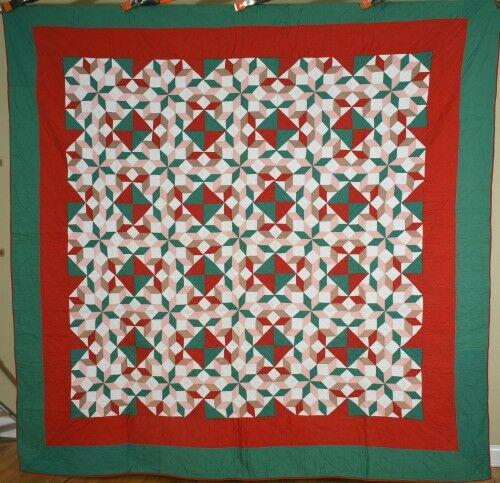30's Amish Carpenter's Wheel / Stars Quilt (1 of 8)