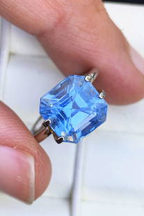 Vivid Blue Aquamarine Gemstone Asscher Cut Aquamarine VS: Weight : 4.8 Carat Dimensions : 9x9x9 MM Shape : Asscher Cut Clarity : VS Color : Deep Blue, Santa Maria Blue Treatment : Heat Origin : Brazil Hardness : 7.5-8 Family : Beryl Certificate : Available O