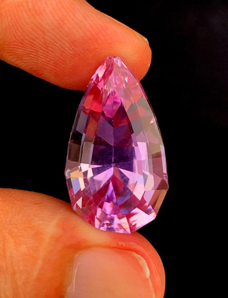 Pink Kunzite Loose Gemstone From Afghanistan 19.10 Carats (1 of 7)
