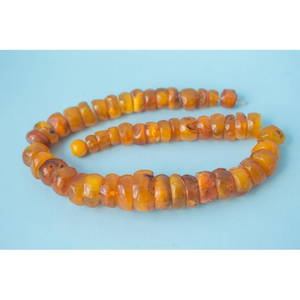 89 g. Vintage 100% natural Baltic amber necklace vintage