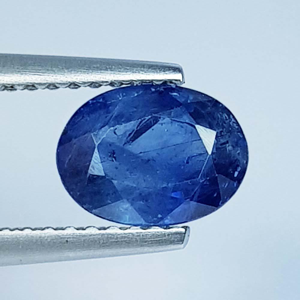 1.37 ct Natural Blue Sapphire: No Reserve! Title: 1.37 ct Natural Blue Sapphire Color/Clarity: Loosegemstone Gemstones: VS Carat Weights: 1.37 Size/Dimensions: 7.80 x 6.00 x 3.30 Additional Information: Oval - Burma Shipping: Dom