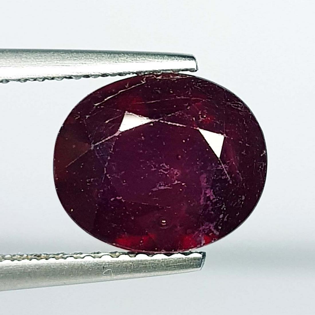 4.74 Ct  Natural Ruby Oval Cut (1 of 4)