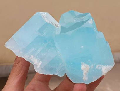 Natural & Unheated~ Blue Aquamarine Mineral Specimen: Title: Natural & Unheated~ Blue Aquamarine Mineral SpecimenColor/Clarity: BlueGemstone Type: Mineral SpecimenCarat Weights: 489 GramSize/Dimensions: 109x76x50 mm Reserve: $2,000.00 