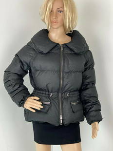 Burberry Jacket London Black Puffer Down Jacket Size XL Authentic B241: SKU B241 1120 Pre-Owned 100% Authentic Burberry London Black Down Jacket RATING:B.. very good, well maintained shows minor signs of wear SIZE: XL MATERIAL: Outer :100% Polyester LINING: 50% acetate