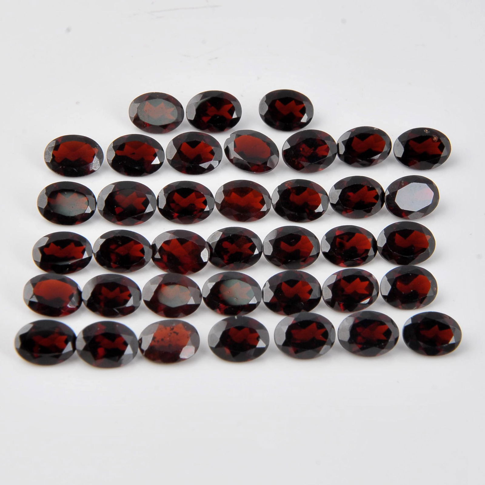 54.25 Carat Red Color Oval Natural Garnet Loose Gemstone 38 Pieces (1 of 6)