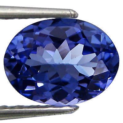 Natural Tanzanite 0.67ct Oval AAA Bluish Violet VVS: Title: Natural Tanzanite 0.67ct Oval AAA Bluish Violet VVS Additional Information: 1 x Natural Tanzanite 0.67ct AAA Bluish Violet VVS - Shape: Oval - Weight: 0.67ct - Colour: AAA Bluish Violet - Clari
