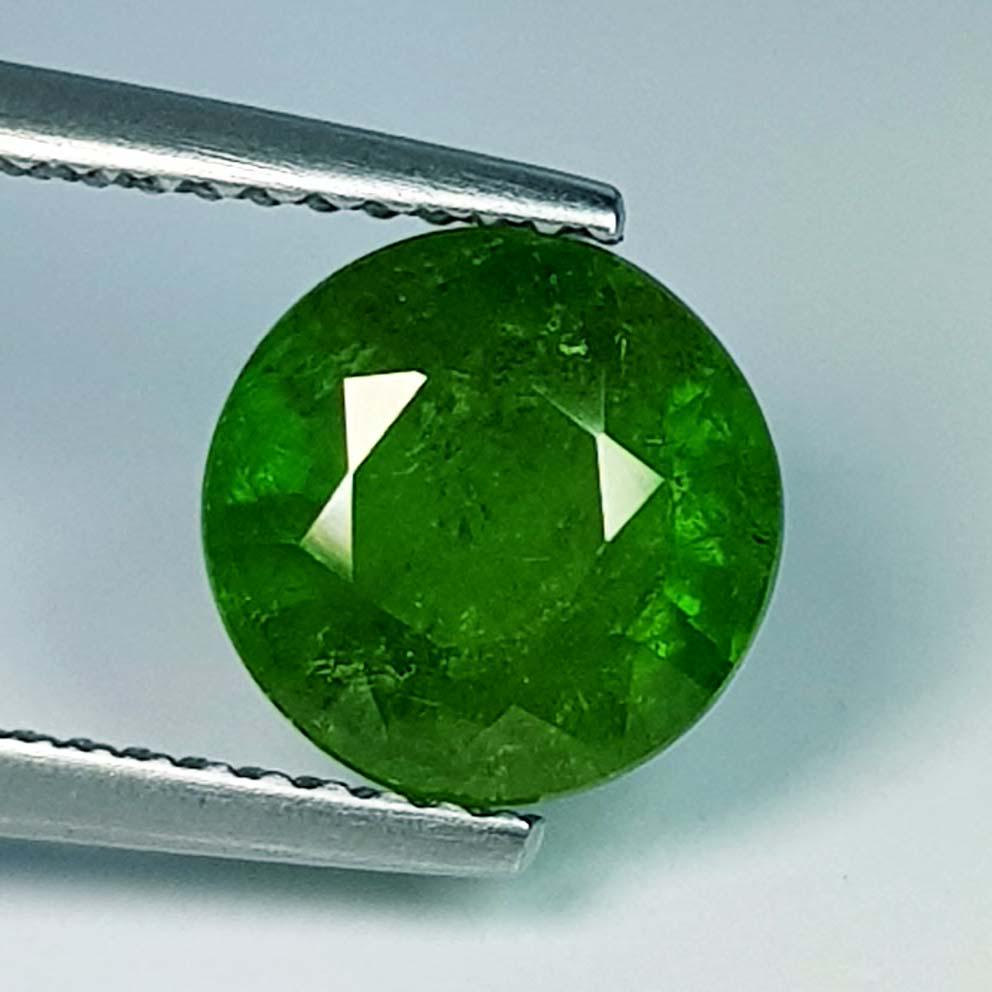 3.44 ct Natural Tsavorite (1 of 5)