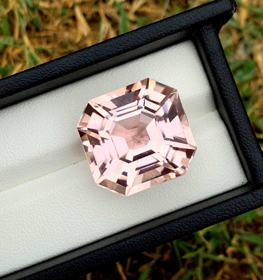 Natural Peach Kunzite Gemstone Natural Kunzite Kunzite (1 of 7)