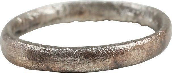 RARE VIKING WEDDING RING C.850-1050 AD SZ 2 1/2: C.850-1050 AD. Rounded band size 2 1/2, 2.1mm width. Made with a central core to distribute the molten metal and heat. The core was then laboriously removed by hand with the remnants visible. Surface