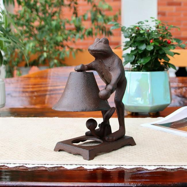 An Iron Frog Taiwan Bell - Japan: Title: An Iron Frog Taiwan Bell - Japan Date/Period: 20th Materials: Iron Size: about 20x14x12 cm A cute Japanese iron frog table bell, handmade. There are signs of wear after use, which is unavoidabl