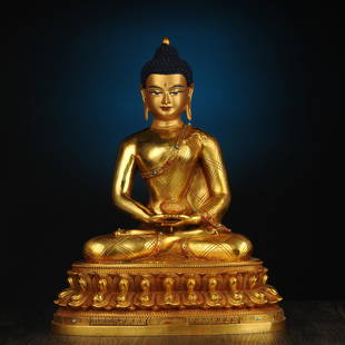 Tibetan Bronze Buddha Statue - Shakyamuni: Title: Tibetan Bronze Buddha Statue - ShakyamuniOrigin: Asian private collectionDate/Period: 20th CDescription: Size: about 32x25x16 cm. Tibetan Antique Bronze Buddha Sculpture. He is smiling. The