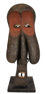 Kakungu Mask – Wood – Suku – DR Congo: Title: Kakungu Mask – Wood – Suku – DR CongoDescription: Kakungu, of deep hollowed form, the elongated oval face with semispherical chin and cheeks, the small cylindrical mouth