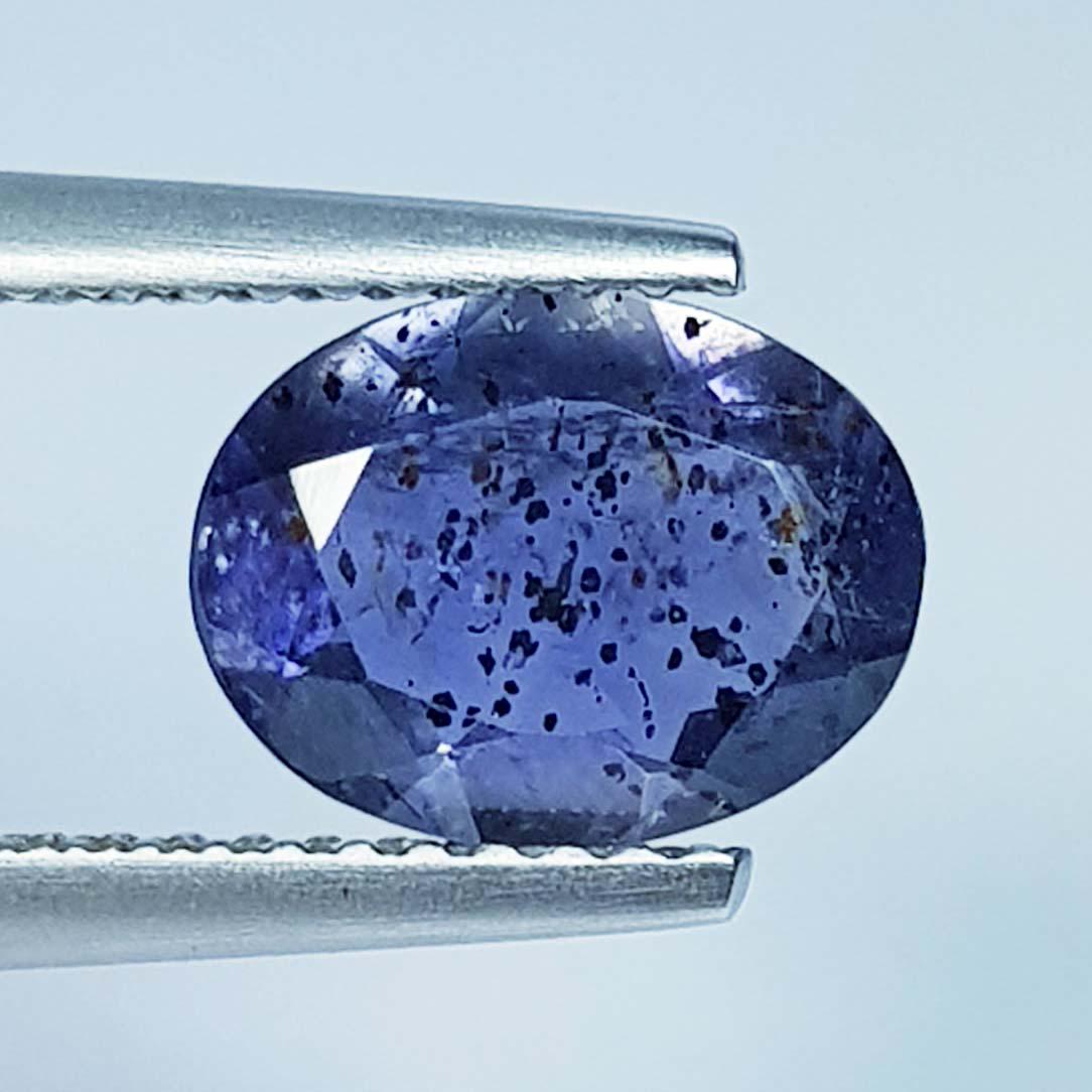 1.20 Ct Natural Iolite Oval Cut: No Reserve! Title: 1.20 Ct Natural Iolite Oval Cut Color/Clarity: SI Gemstones: Loosegemstone Carat Weights: 1.2 Size/Dimensions: 9.00 x 7.00 x 3.50 Additional Information: Oval - Africa Shipping: Do