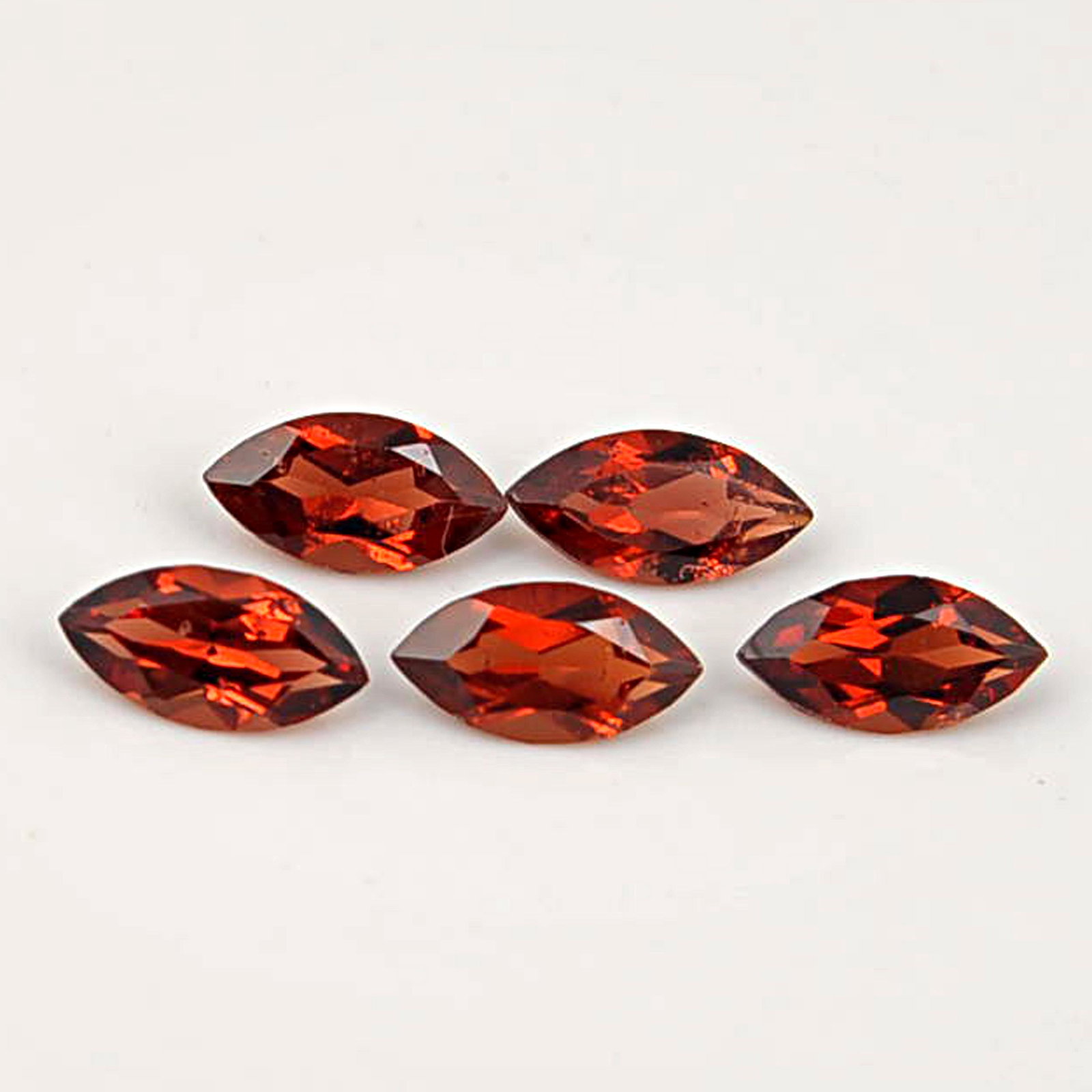 Red Color 1.58 Carat Marquise Shape Natural Garnet Loose Gemstone 5 Pieces: No Reserve! Title: Red Color 1.58 Carat Marquise Shape Natural Garnet Loose Gemstone 5 Pieces Additional Information: Specification of Gemstone Stone : Garnet Shape : Marquise Size : 2H x 6L x 3W mm C