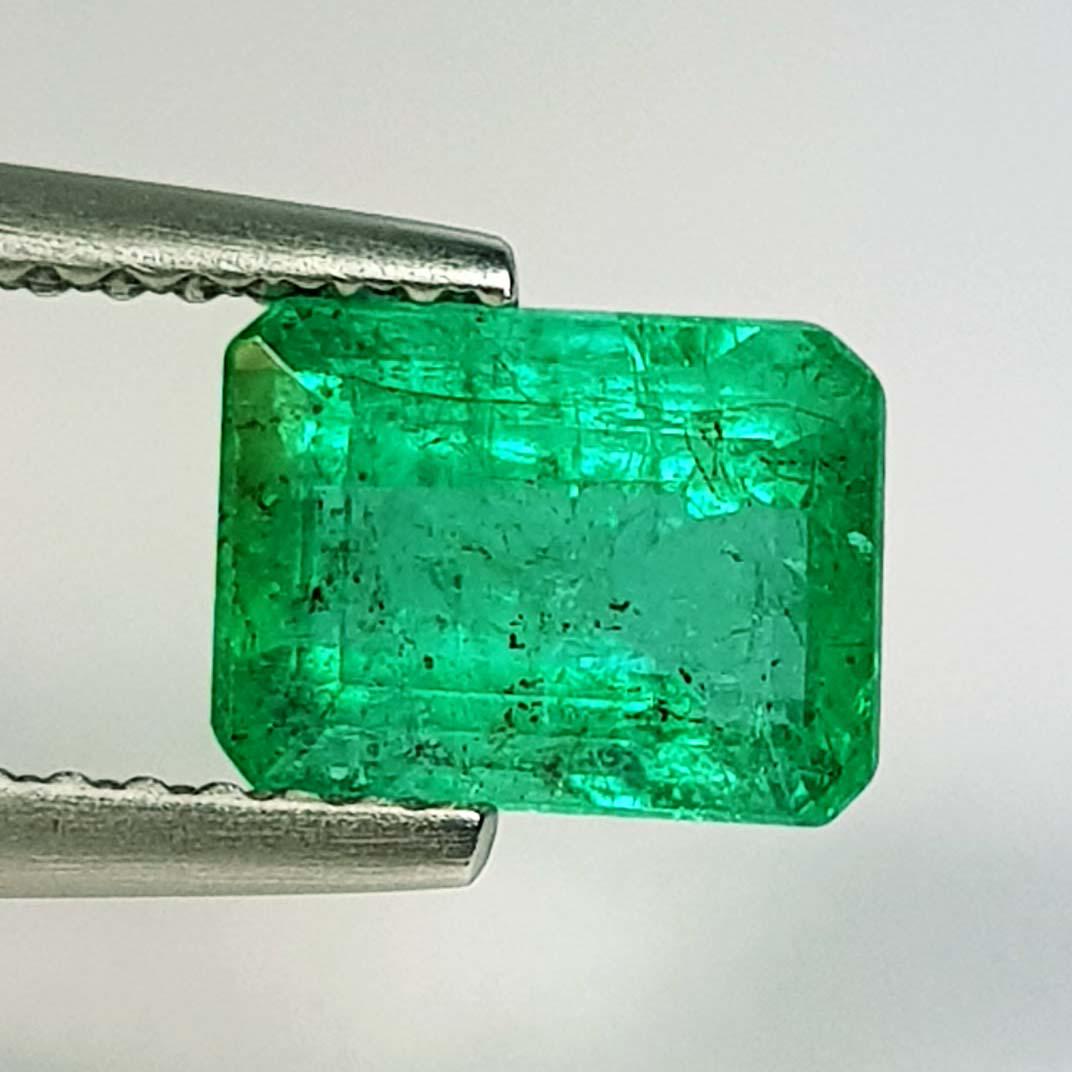 Natural Emerald Octagon Cut 1.60 ct (1 of 4)