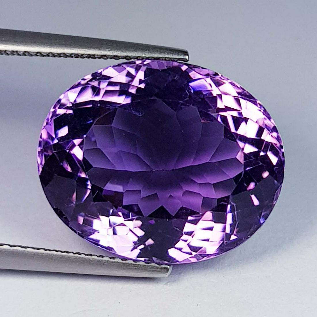 Natural Amethyst Oval Cut 20.93 Ct (1 of 4)