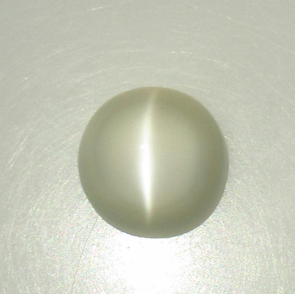 5.41 Ctw Natural Moonstone Round Cab: No Reserve! Title: 5.41 Ctw Natural Moonstone Round Cab Stone Clarity: Semi-Transparent Gemstones: Natural Moonstone Carat Weights: 5.41 Size/Dimensions: 10.70 x 10.70 x 6.90 mm Additional Information