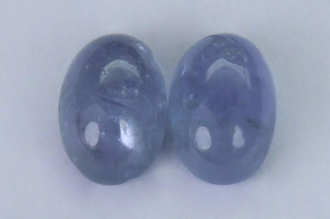 1.82 cts Natural Tanzanite Lot: No Reserve! Title: 1.82 cts Natural Tanzanite Lot Additional Info: Gemstone : Natural Tanzanite. Shape and cut : Oval cabochan. Weight : 1.82 carats. Measurements : 6.85x4.71x2.87 mm , 6.78x4.71x2.56 
