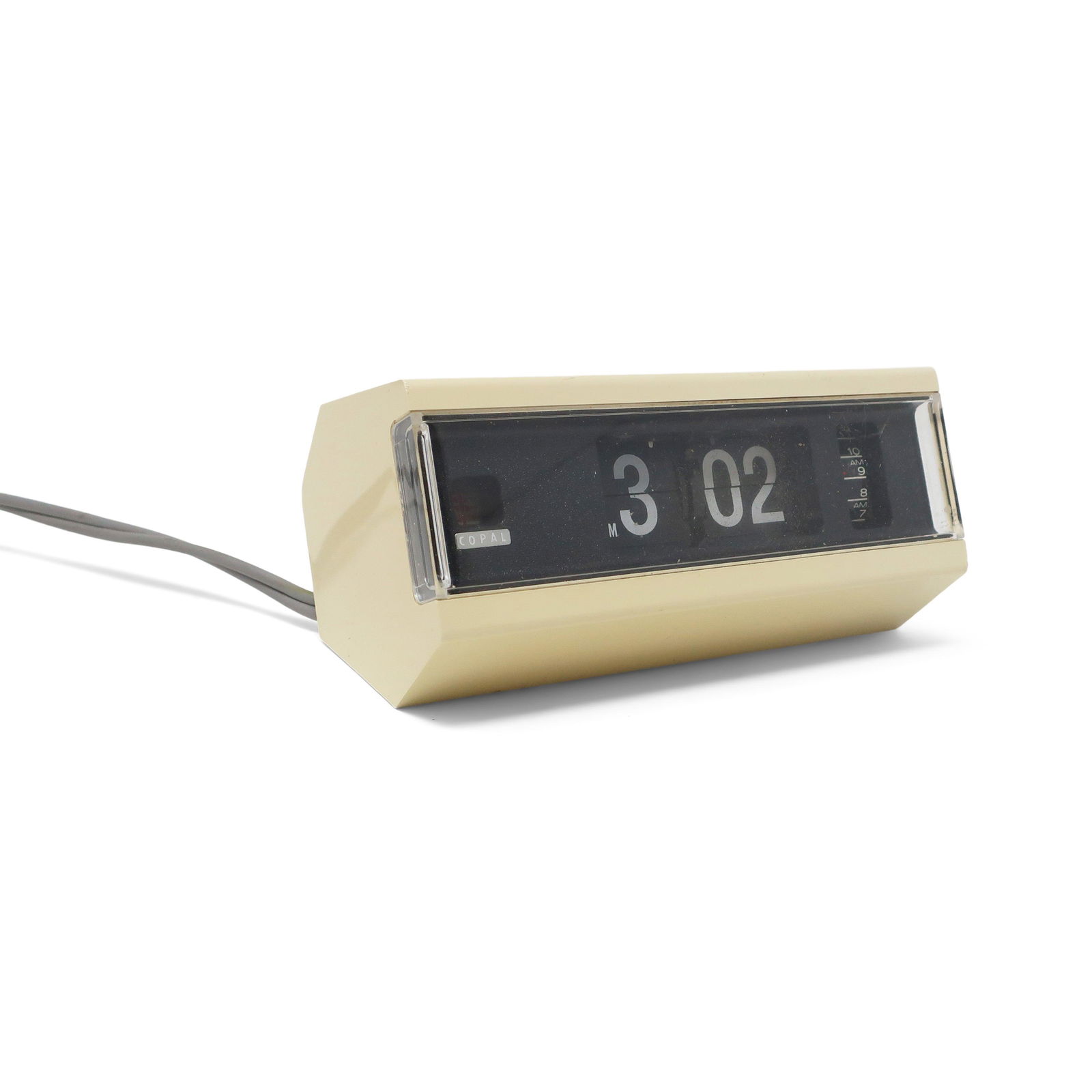 1970s White Copal Model 227 Flip Clock (1 of 6)