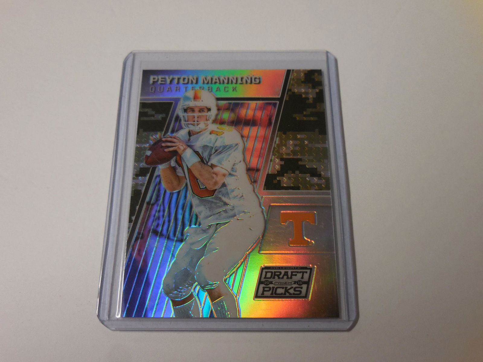 16 PRIZM PEYTON MANNING CAMO PRIZM (1 of 2)