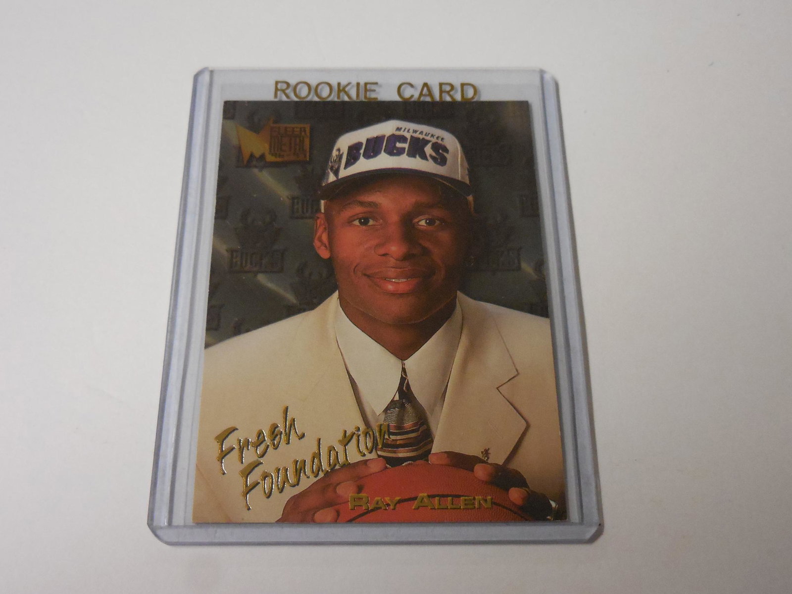 96-97 FLEER METAL RAY ALLEN HOLO RC (1 of 2)