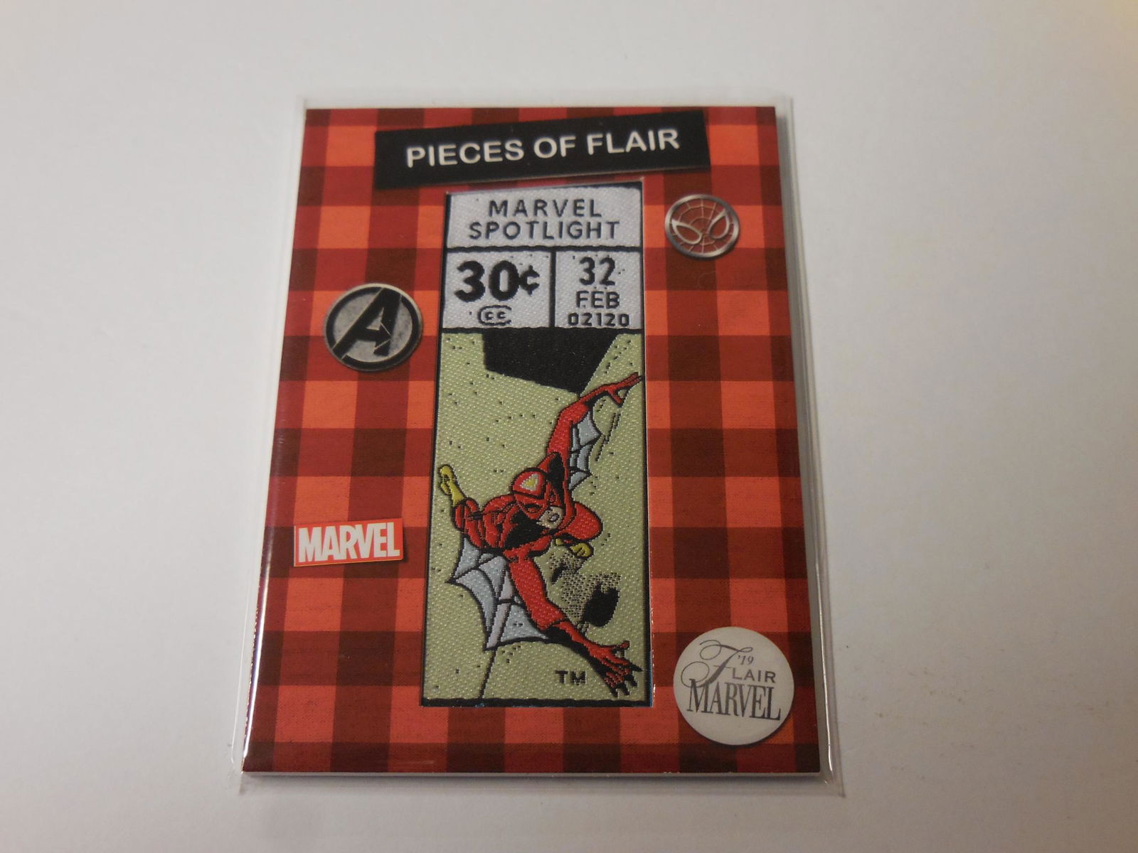 19 UD MARVEL FLAIR SPIDER MAN PATCH (1 of 2)