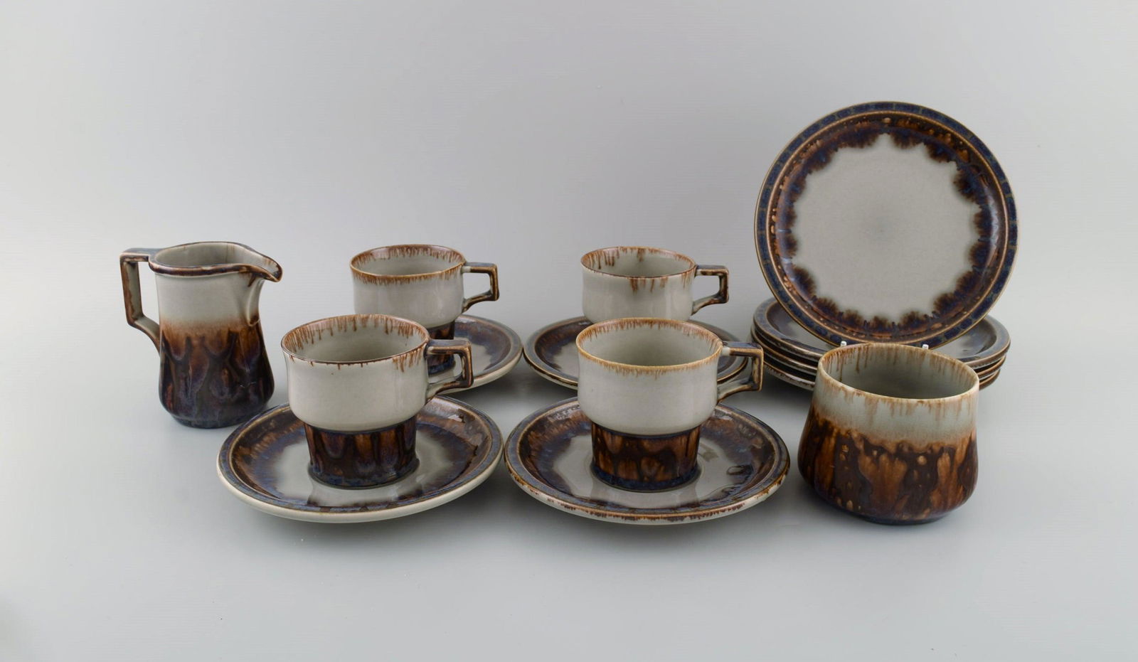 Bing & Grøndahl Mexico coffee service in glazed stoneware for four people. Danish design, 1970s (1 of 7)