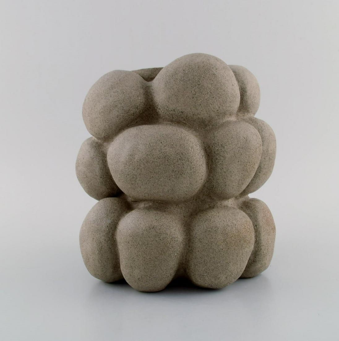 Christina Muff, Danish contemporary ceramicist (b. 1971). Sculptural unique vase in stoneware. (1 of 7)
