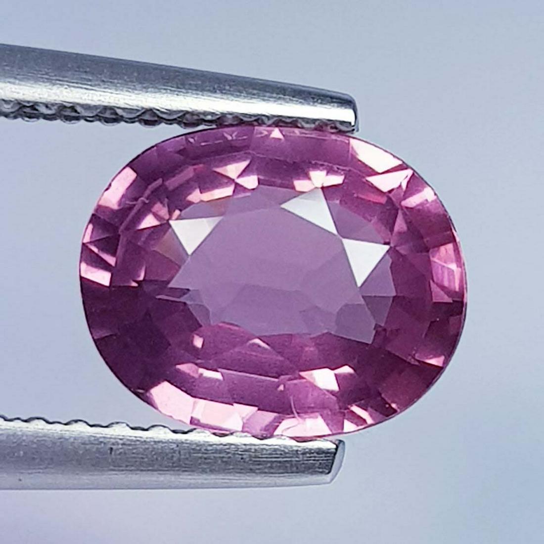 Natural Spinel Oval Cut 1.69 ct (1 of 4)