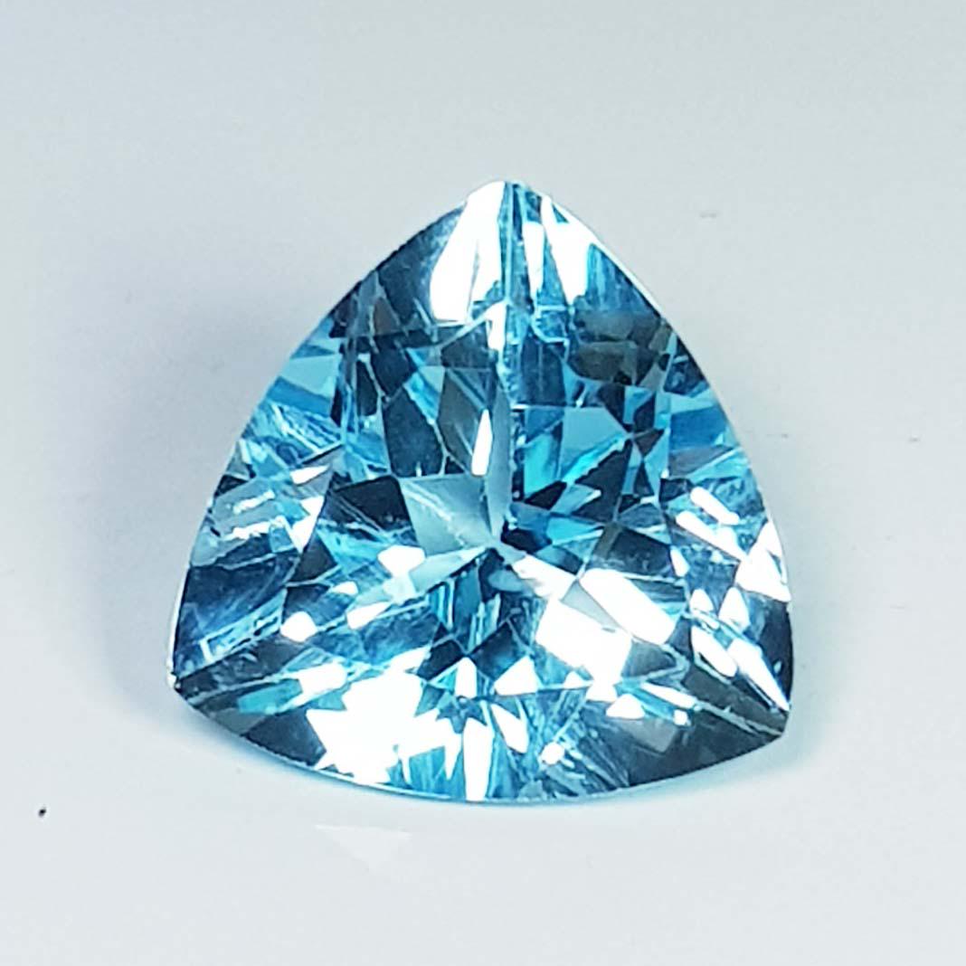 Natural Blue Topaz Triangle Cut 4.97 ct (1 of 4)