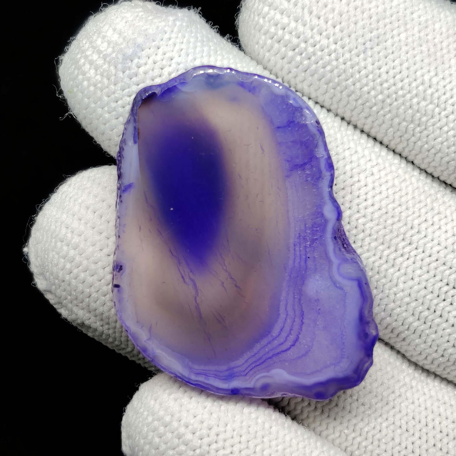 61.90 ct Beautiful Natural Onyx Slice (1 of 2)