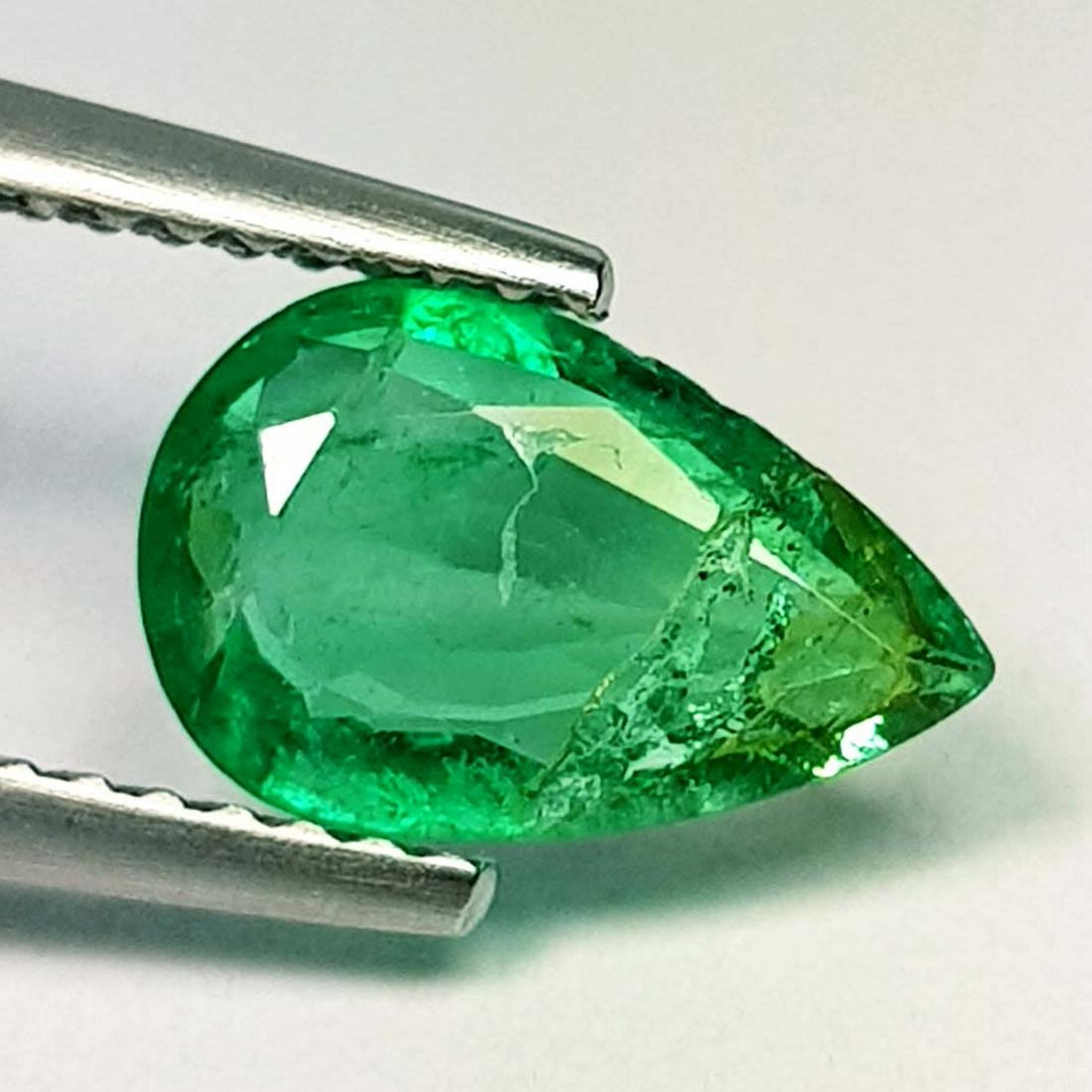 Natural Emerald Pear Cut 1.18 ct (1 of 4)