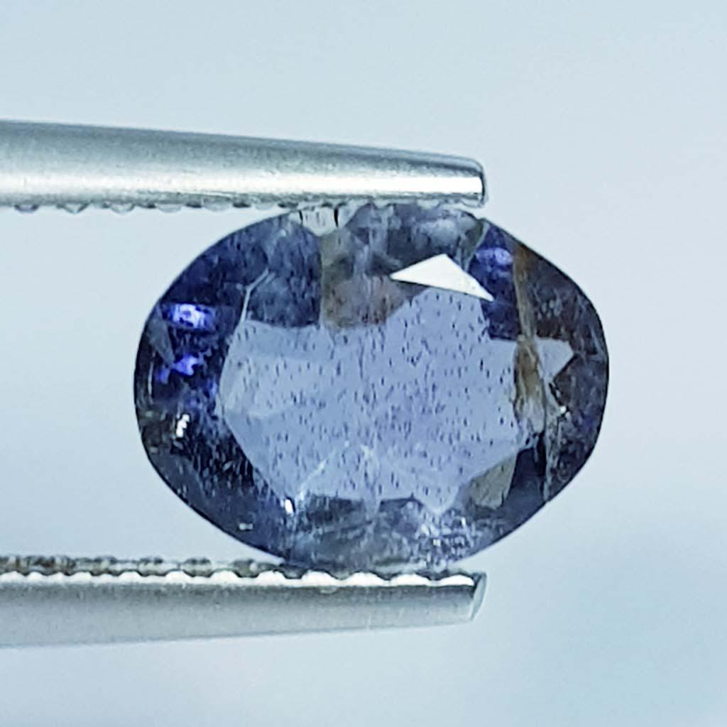 1.18 Ct Natural Iolite Oval Cut: No Reserve! Title: 1.18 Ct Natural Iolite Oval Cut Color/Clarity: SI Gemstones: Loosegemstone Carat Weights: 1.18 Size/Dimensions: 8.60 x 6.80 x 3.50 Additional Information: Oval - Africa Shipping: D