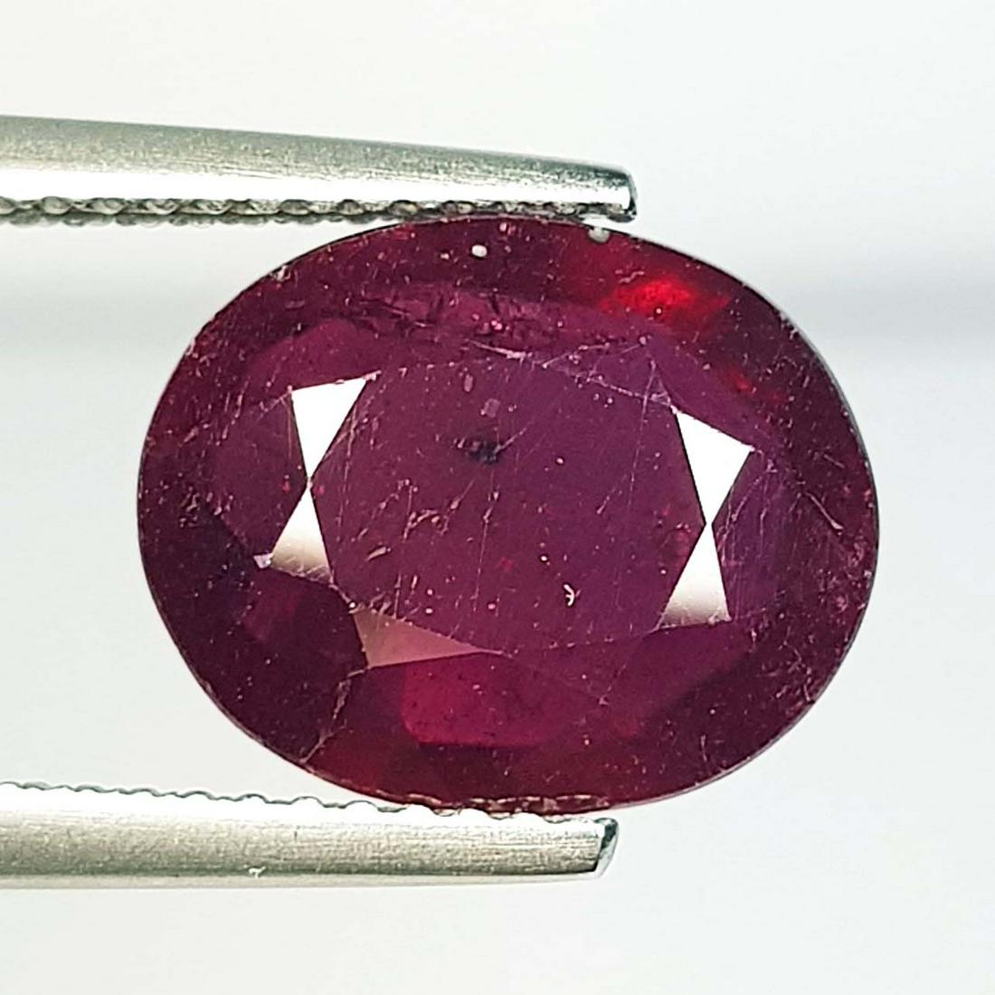 5.35 Ct  Natural Ruby Oval Cut (1 of 4)
