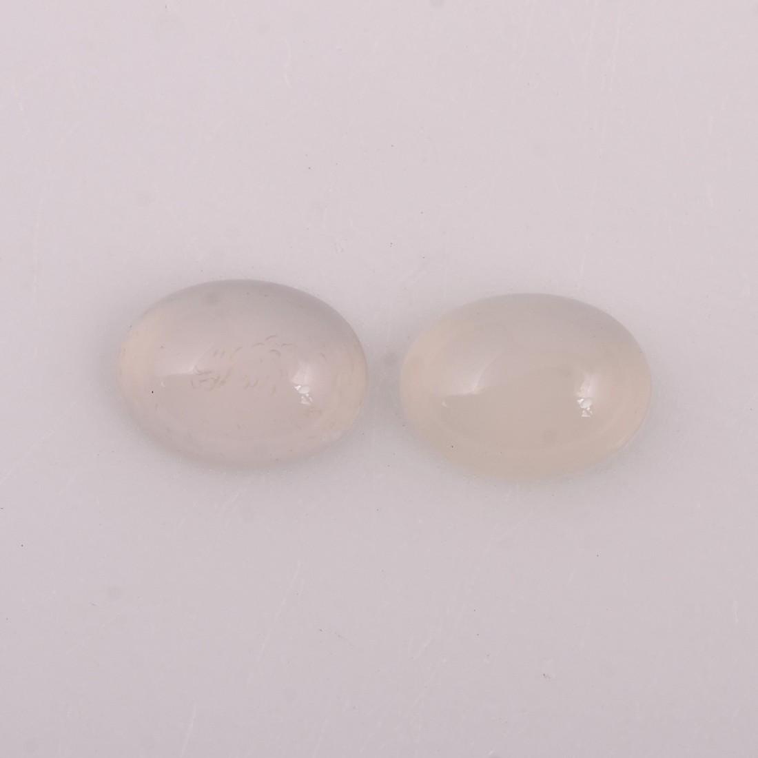 Gray Color 3.5 Carat Oval Shape Natural Moonstone Loose Gemstone 2 Pieces: No Reserve! Title: Gray Color 3.5 Carat Oval Shape Natural Moonstone Loose Gemstone 2 Pieces Additional Information: Specification of Gemstone Stone : Moonstone Shape : Oval Size : 3.5H x 8L x 6W mm C