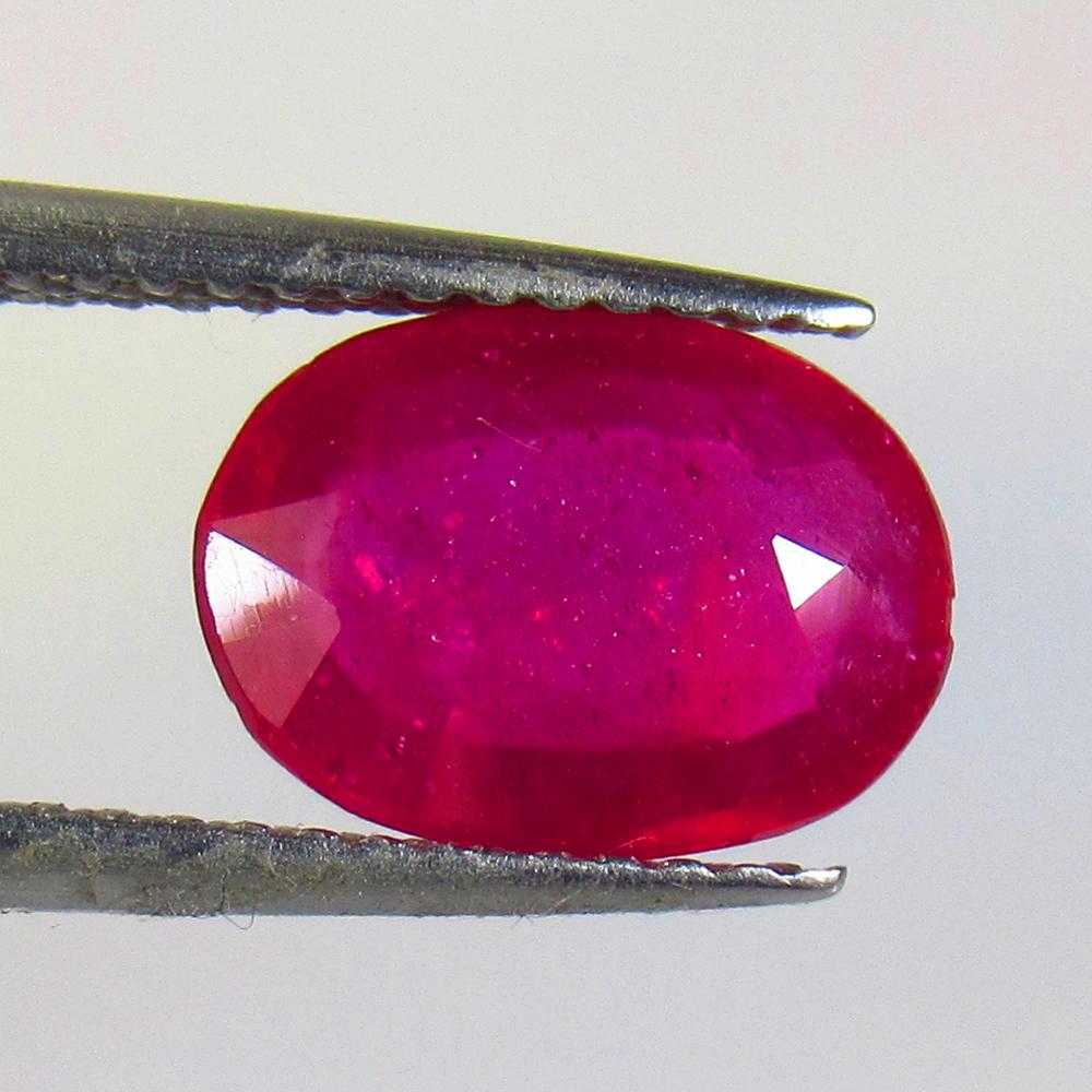 2.15 Ctw Natural Mozambique Pinkish Ruby Oval Cut (1 of 2)