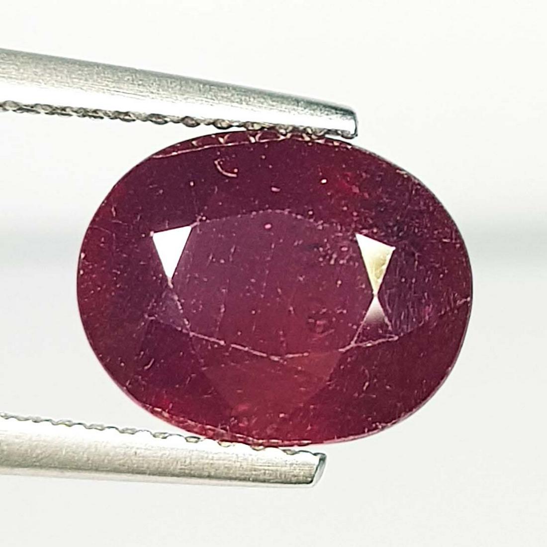 4.97 Ct  Natural Ruby Oval Cut (1 of 4)