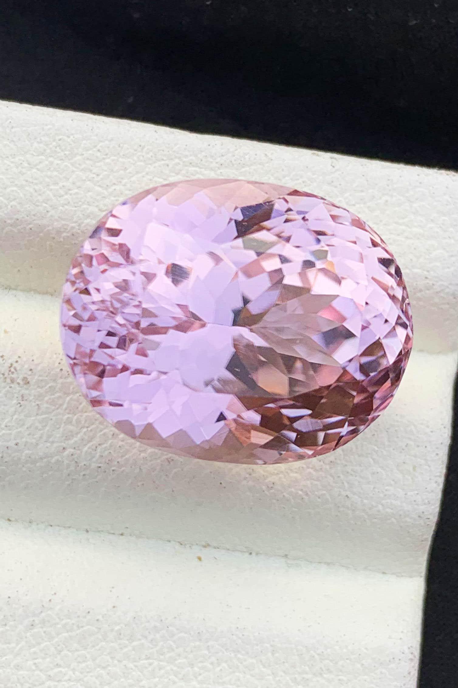 Pinkish Purple Kunzite Cut Stone, Natural Kunzite Gemstone, Oval Shape Flawless Kunzite Jewelry (1 of 5)