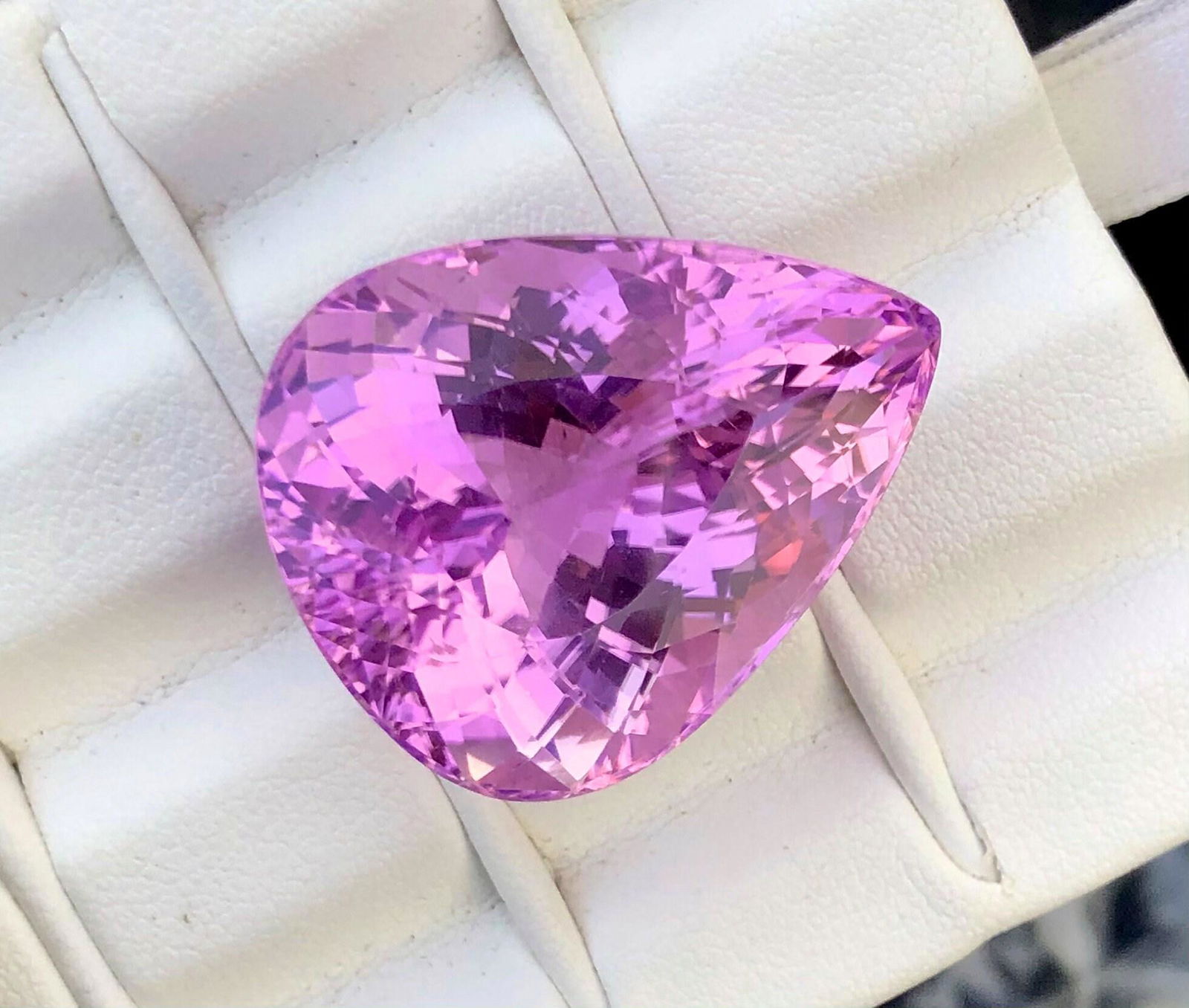 Natural Deep Pink Kunzite Spodumene Loose Gemstone Eye Clean Pear Cut - 65.05 Carats (1 of 8)