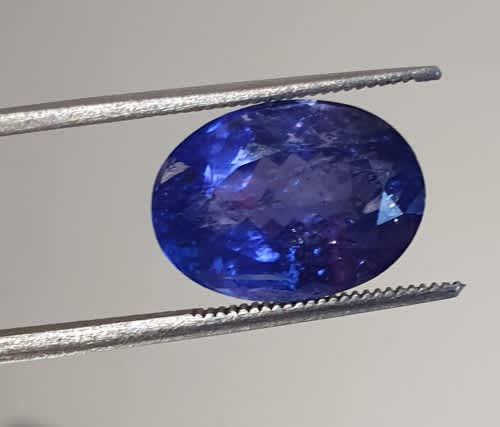 Tanzanite 8.852ct Oval AAA Vivid+ Violet Blue I with EGL Certificate: Title: Tanzanite 8.852ct Oval AAA Vivid+ Violet Blue I with EGL Certificate Reserve: $395.00 Shipping: Domestic: Flat-rate of $15.00 to anywhere within the contiguous U.S. International: Foreign shipp