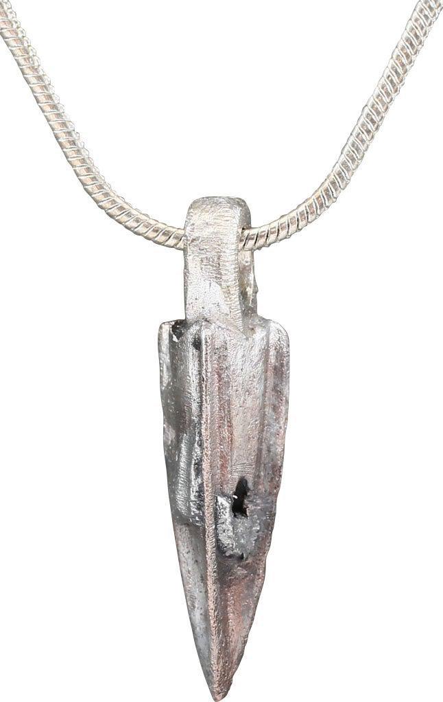 ROMAN ARROWHEAD PENDANT NECKLACE, C. 100 BC-200 AD (1 of 2)